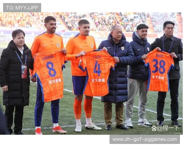 足球比赛中的技术亮点与战术实施